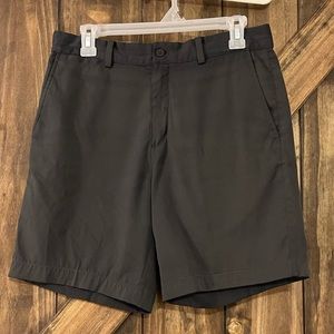 Men’s Nike golf shorts